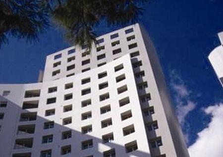 Edifício de Habitação Comércio e Serviços, designado Edifício Oriente 