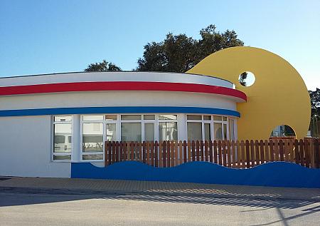 Creche Baleia Amarela